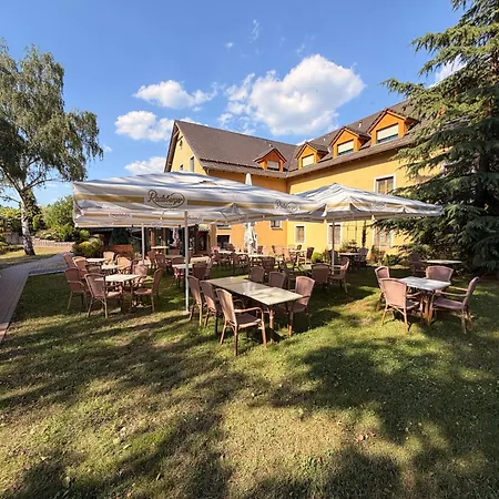 Seehotel Burg Spreewald 4* Byhleguhre-Byhlen