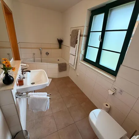 Seehotel Burg 4* Byhleguhre-Byhlen
