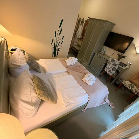 Hotel Seehotel Burg 4*