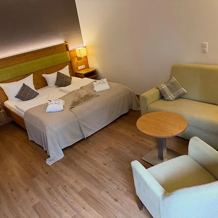 Seehotel Burg Byhleguhre-Byhlen